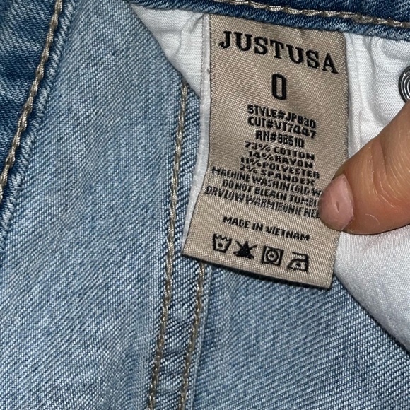 JUST USA DISTRESSED Skinny Jeans - 0 - Picture 4 of 4